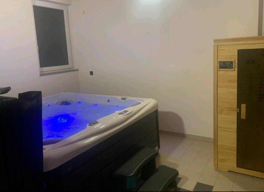 Apartment Karlovac Eksteriør billede