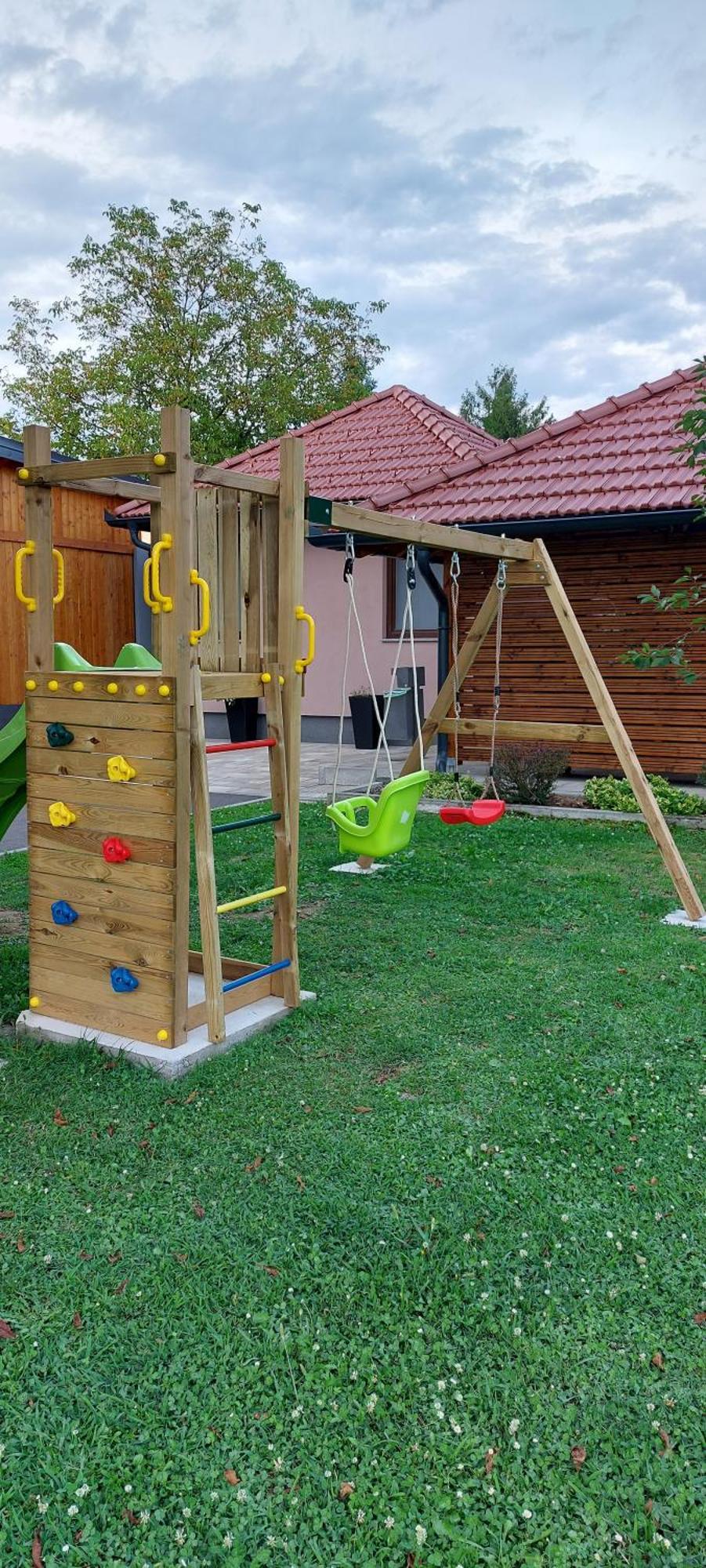 Apartment Karlovac Eksteriør billede